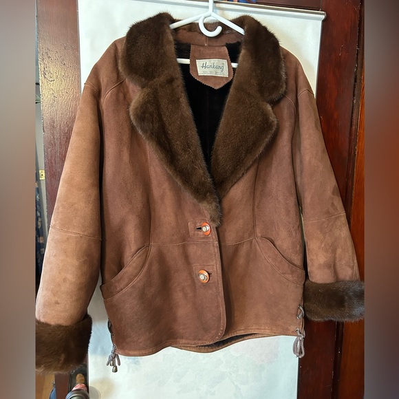 Ladies brown sheepskin coat with fur collar and fur trim, size large - Picture 1 of 12